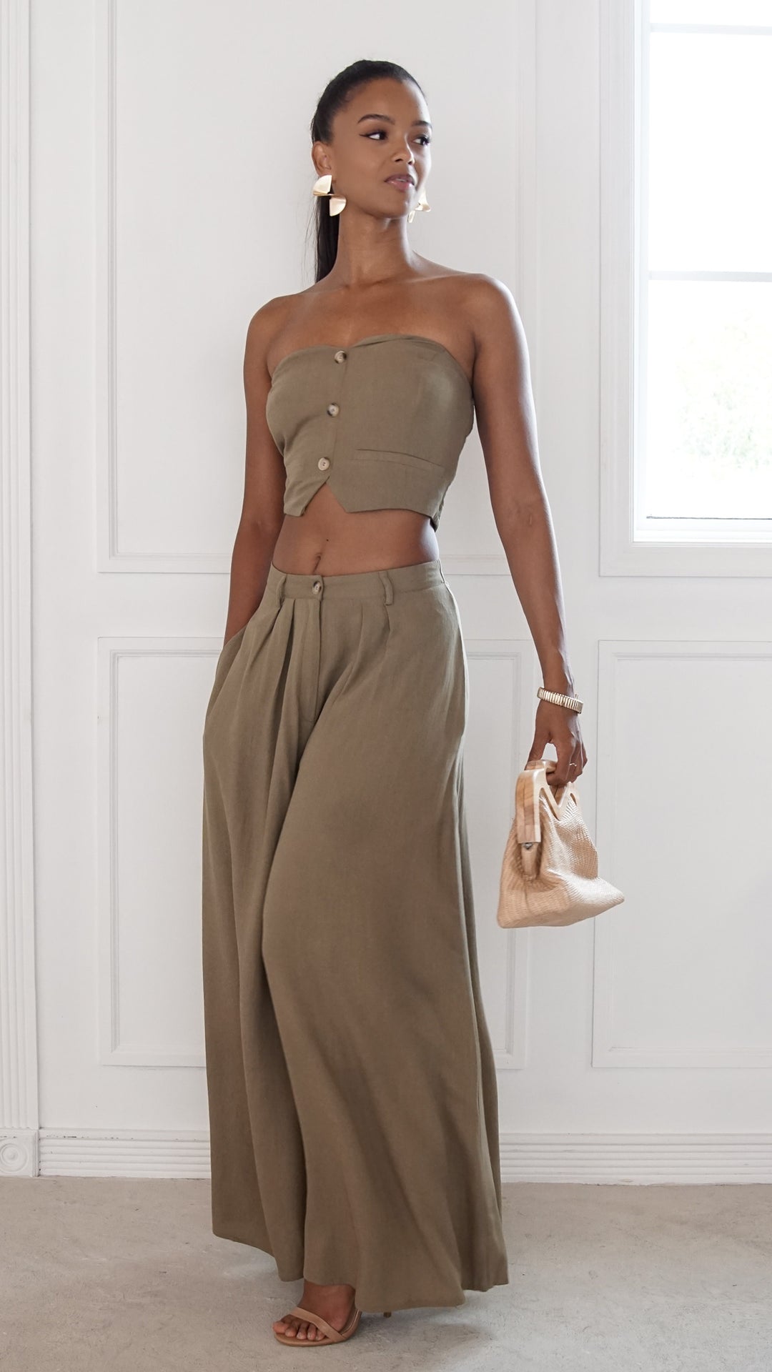 side view image 1 of Elowen Pants Set
