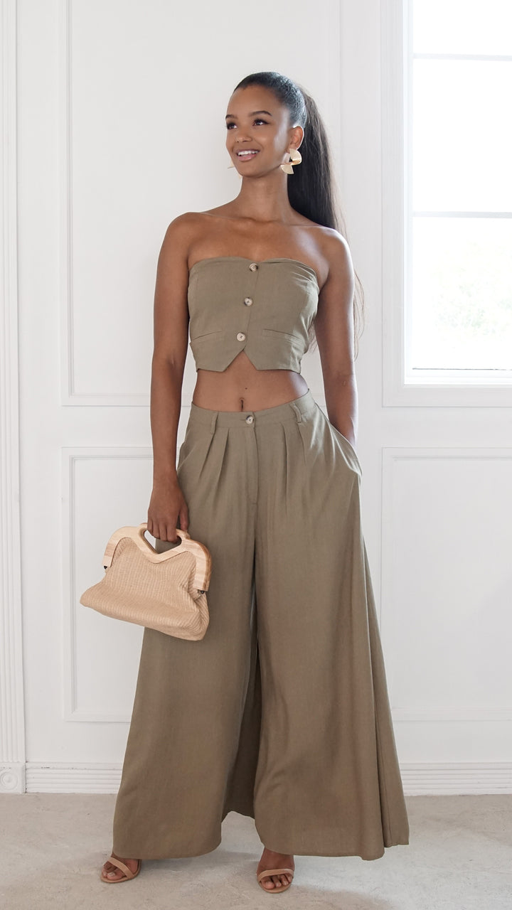 front view image 3 of Elowen Pants Set