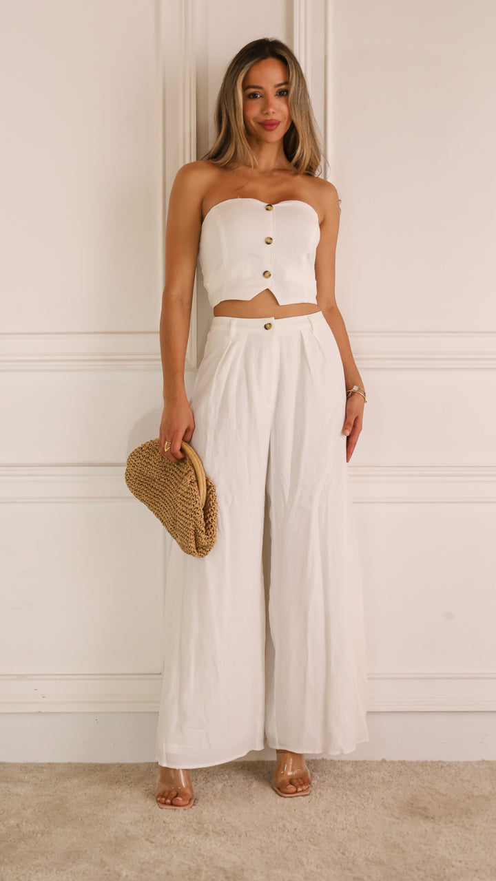 front view image 2 of Gloria Set