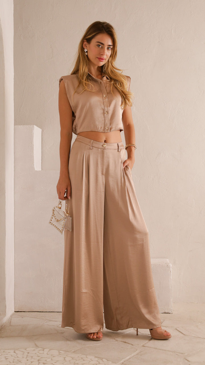 front view image 3 of Elina Set