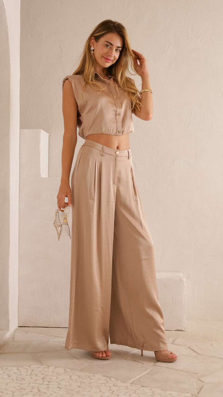 front view image 4 of Elina Set