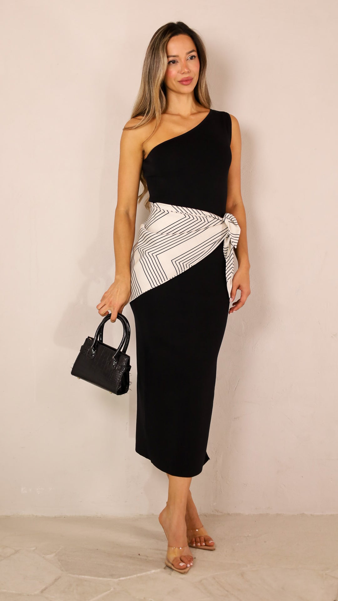 front view image 1 of Niela Midi Dress