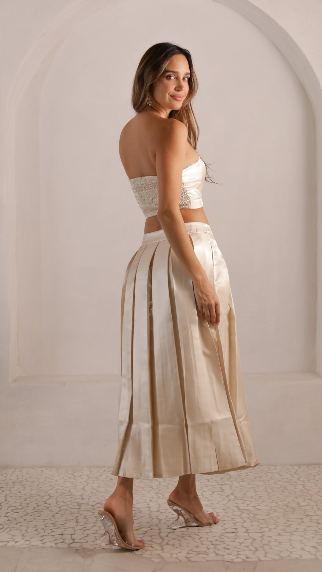 side view image 3 of Feya Top