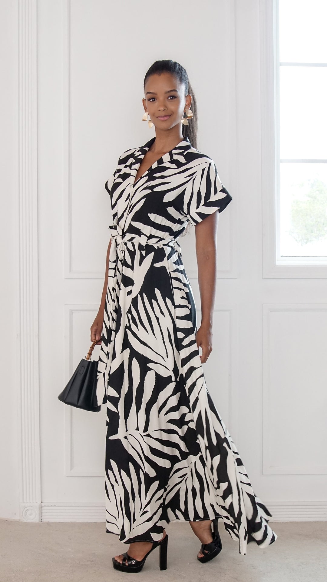 side view image 2 of Valeria Maxi Dress
