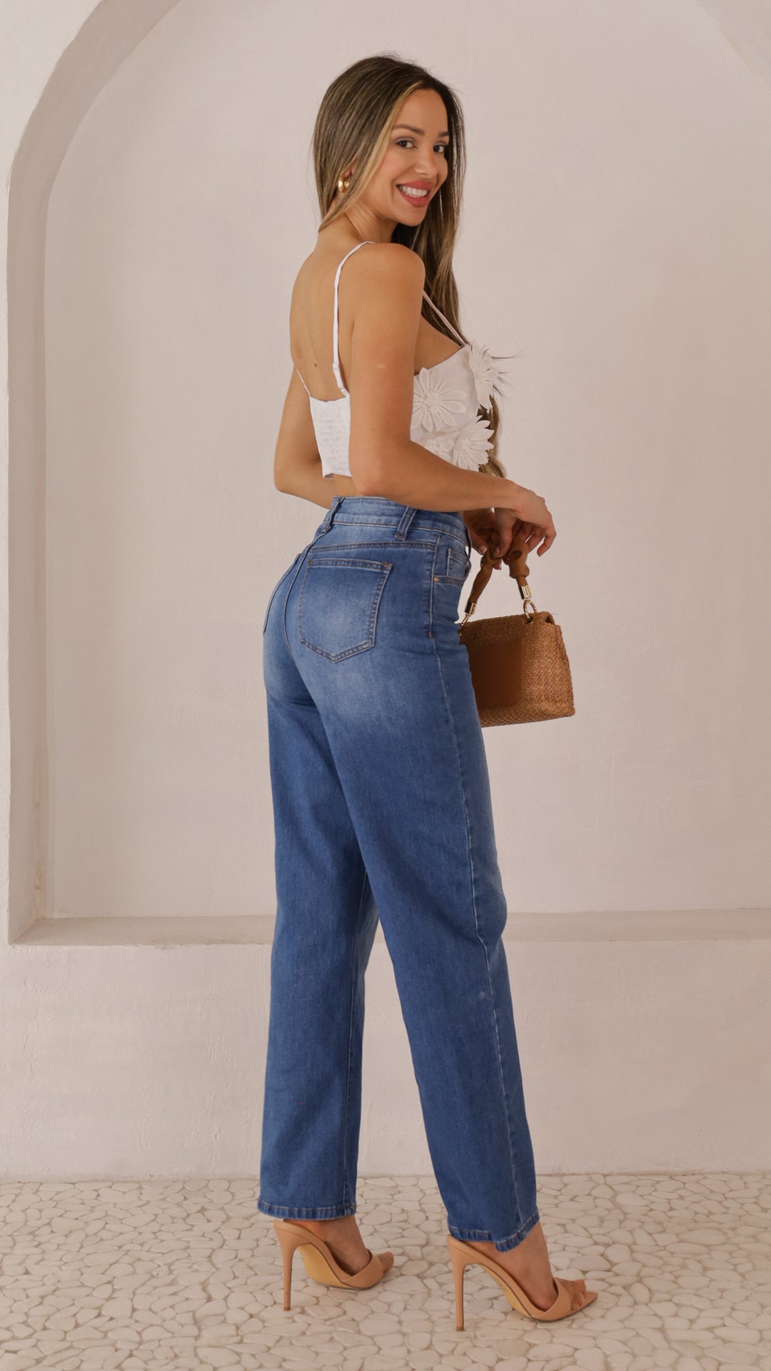 rear view image 1 of Lauri Top