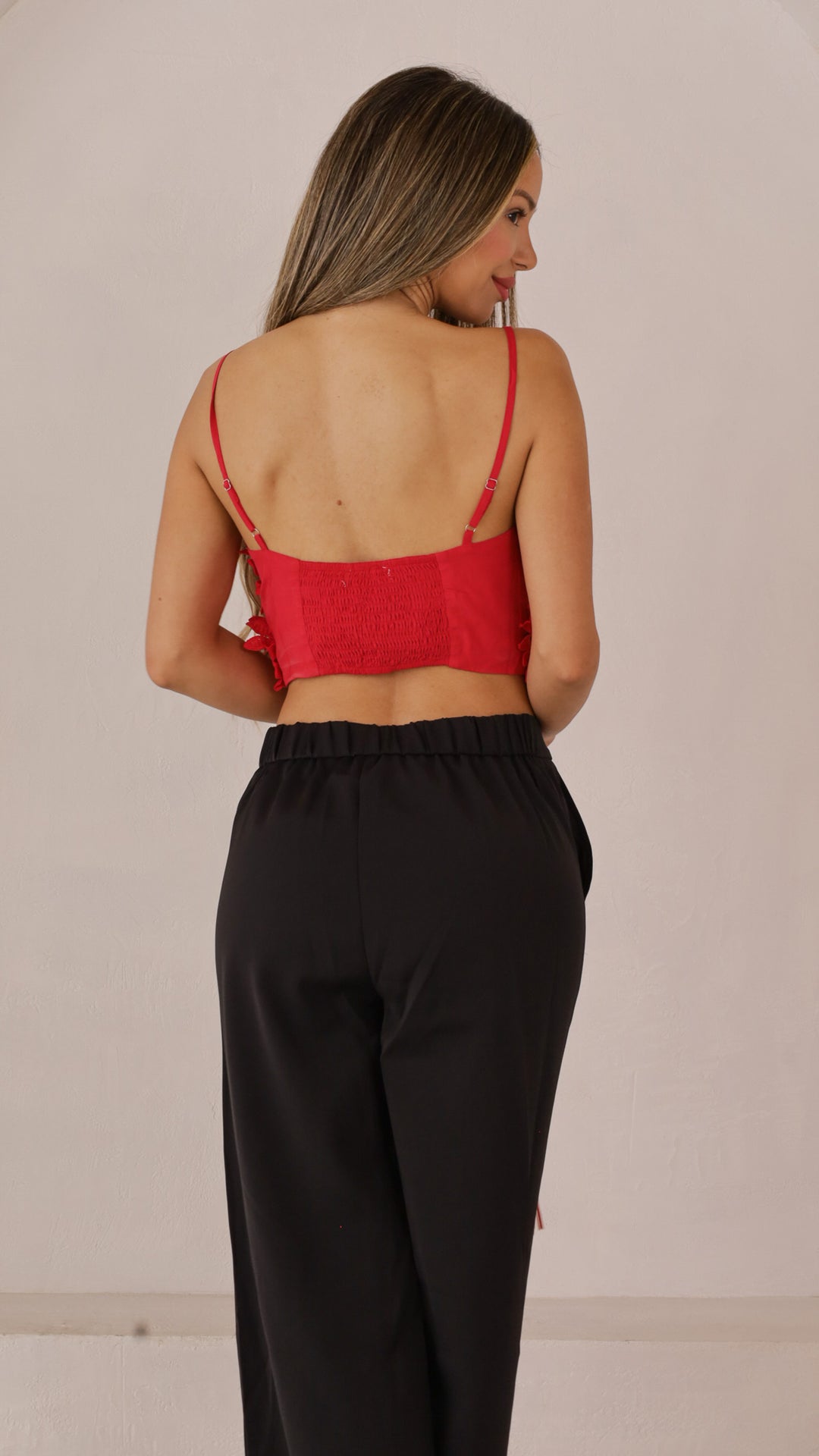 rear view image 2 of Lauri Top