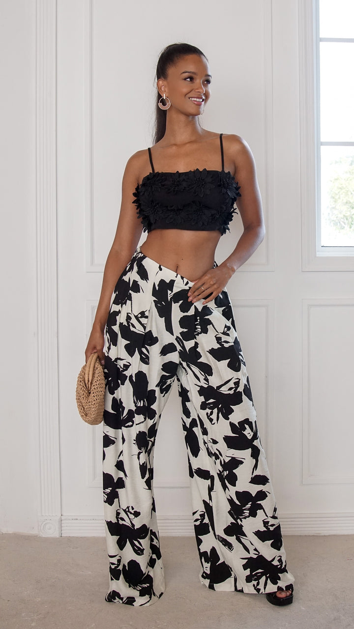 front view image 2 of Aracel Top