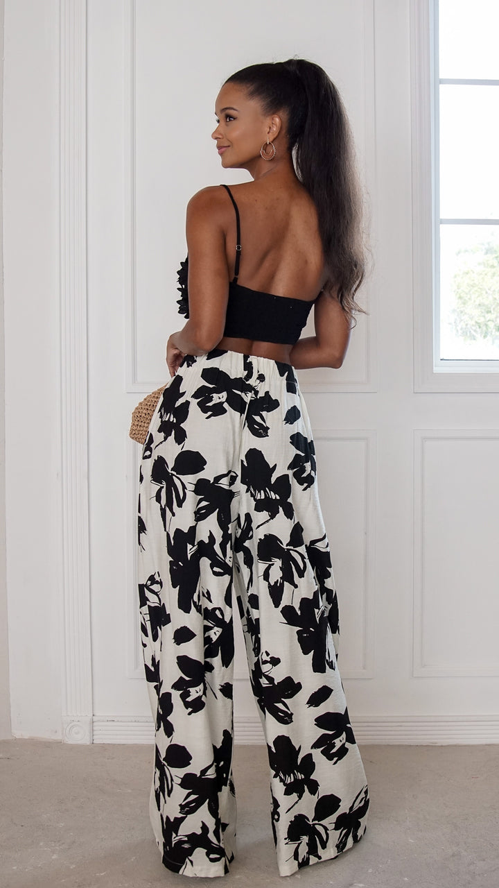 rear view image 2 of Aracel Top