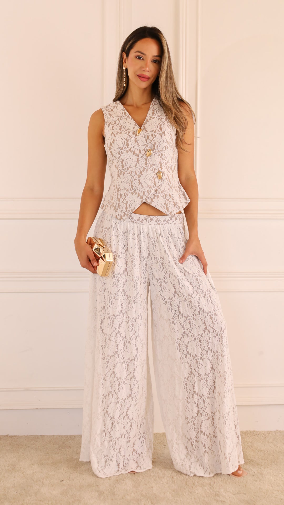 front view image 1 of Erine Set