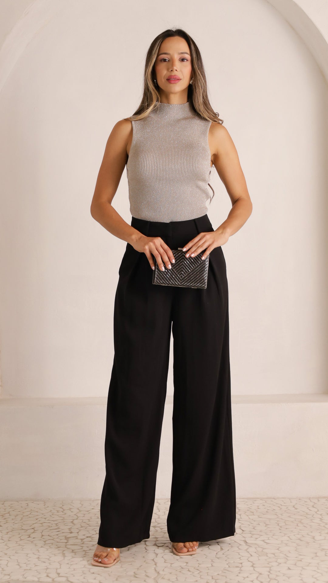 2 image front view_silver of Rubie Top