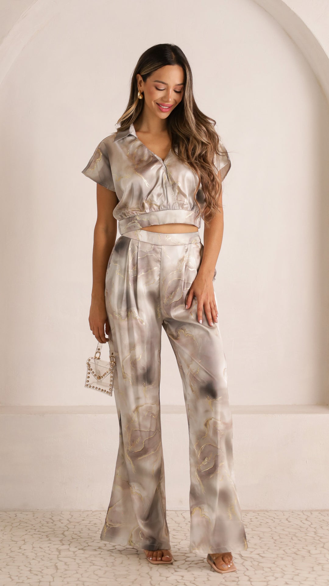 2 image front view_brown of Diom Set