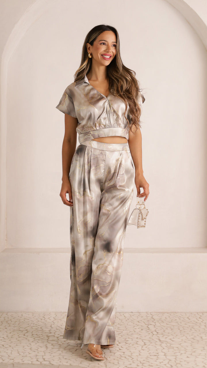 2 image front view_brown of Diom Set