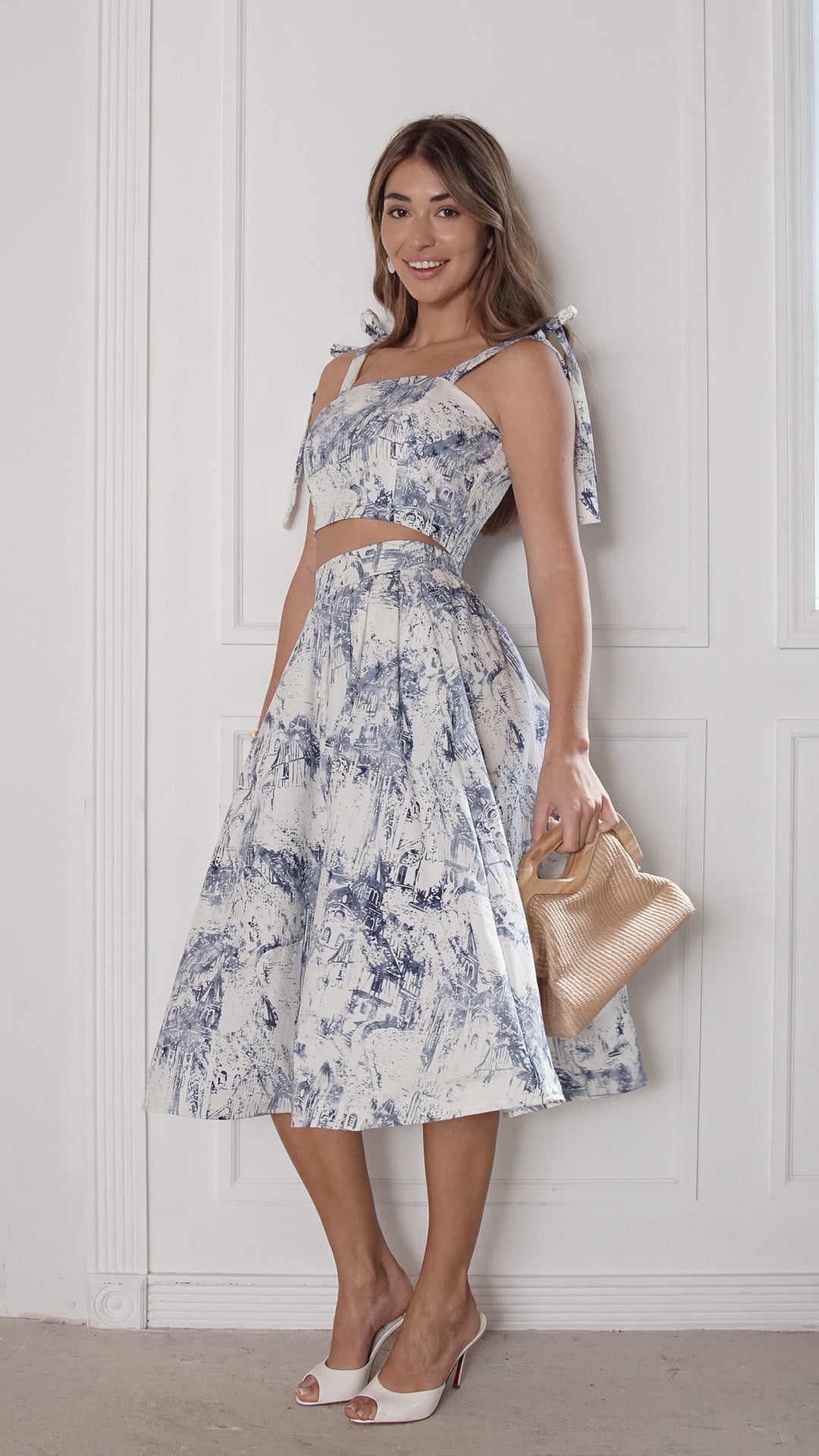 side view image 1 of Sofia Top