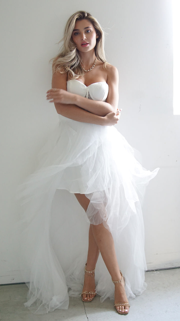Tessa Organza Corset Maxi Dress in White - Steps New York