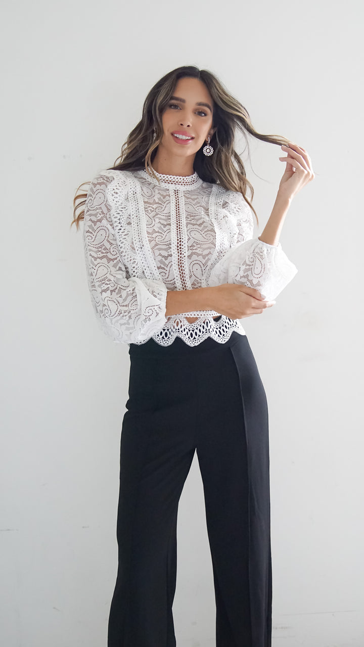 Frenzy lace top in white - Steps New York