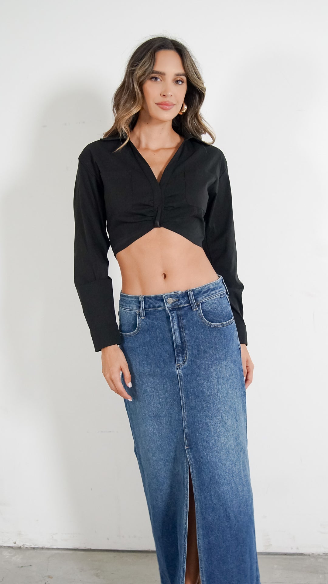 Chic Noir Cropped Button-Down Shirt - Steps New York