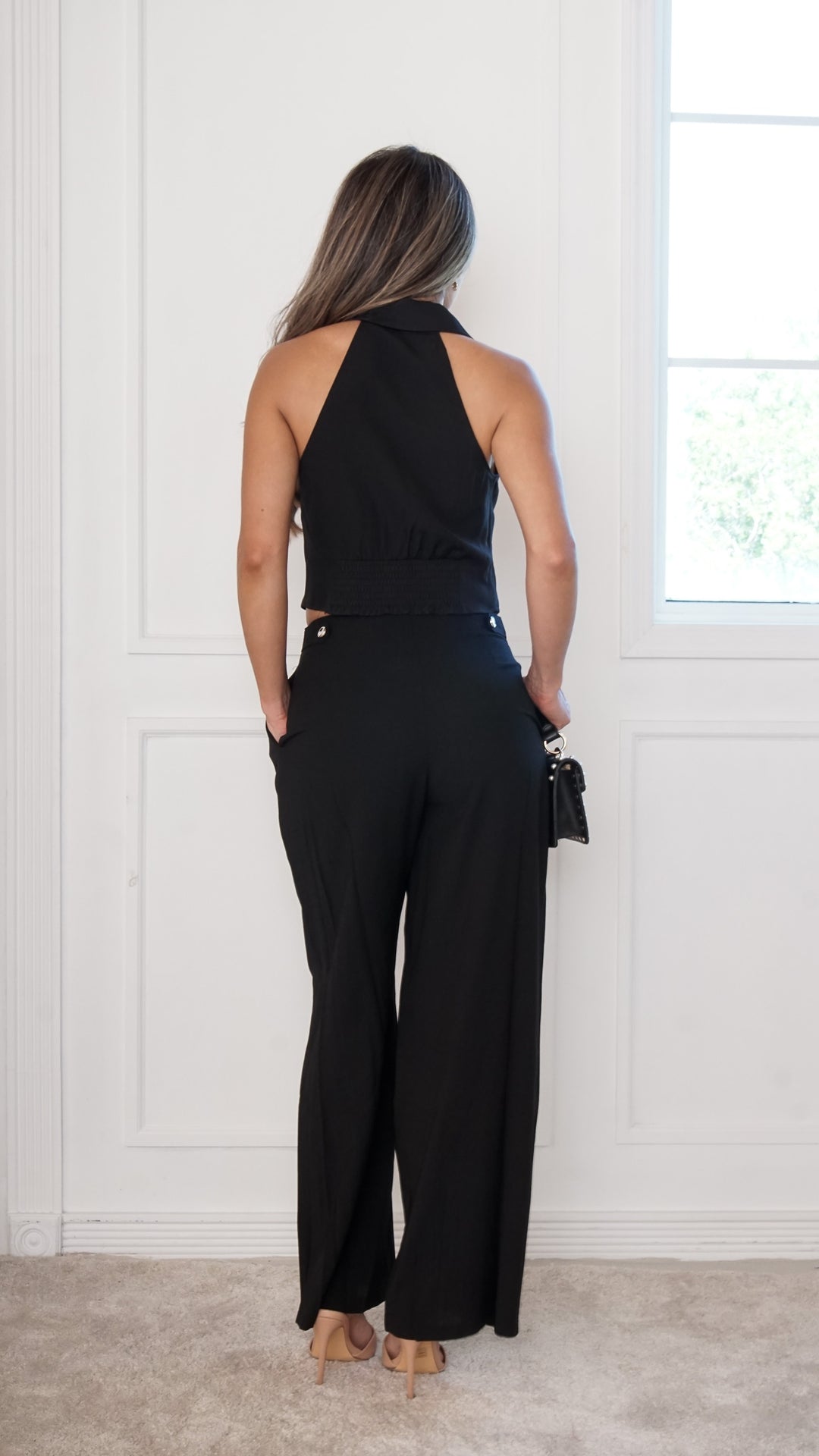 rear view image 1 of Belinda Set