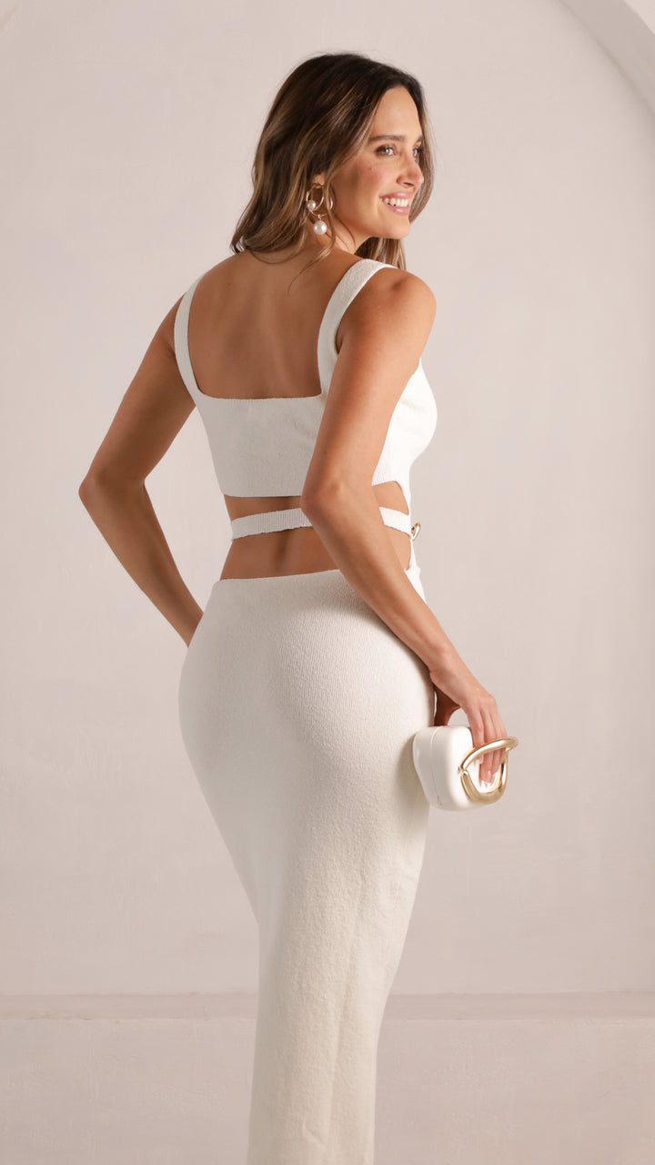 side view image 3 of Annite Maxi Dress