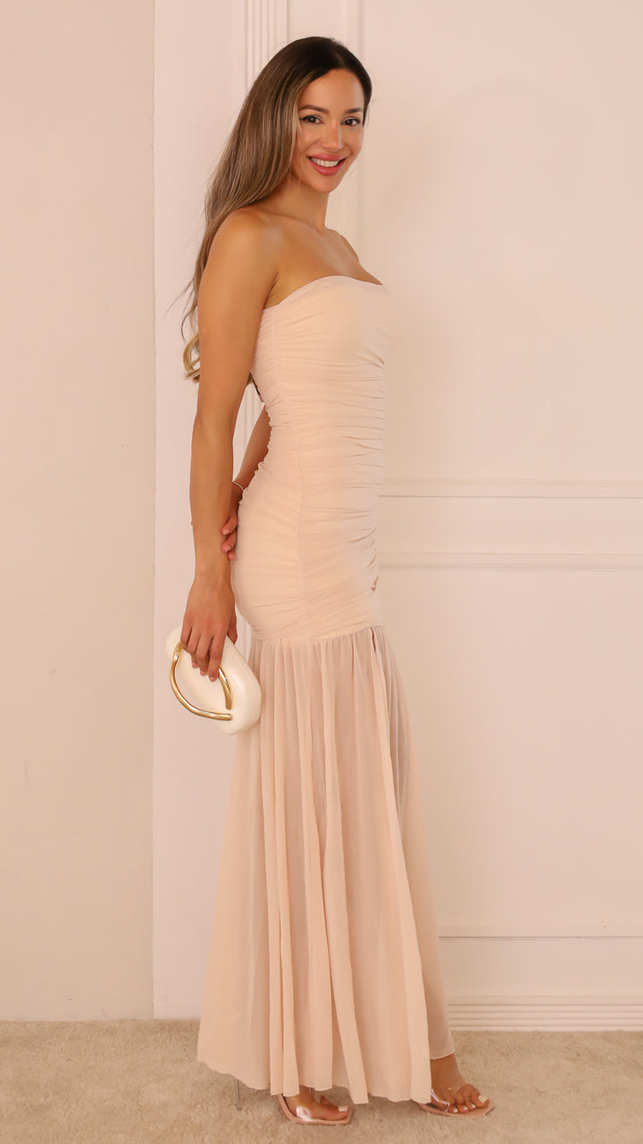 side view image 2 of Yesly Maxi Dress