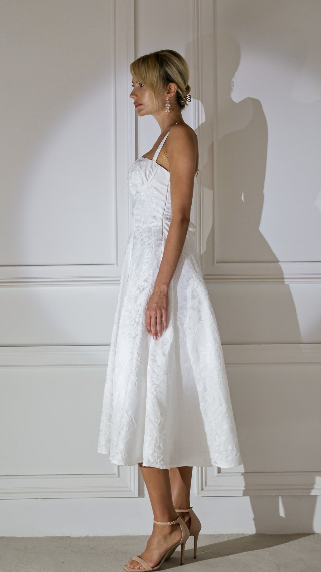 side view image 1 of Maelis Midi Dress