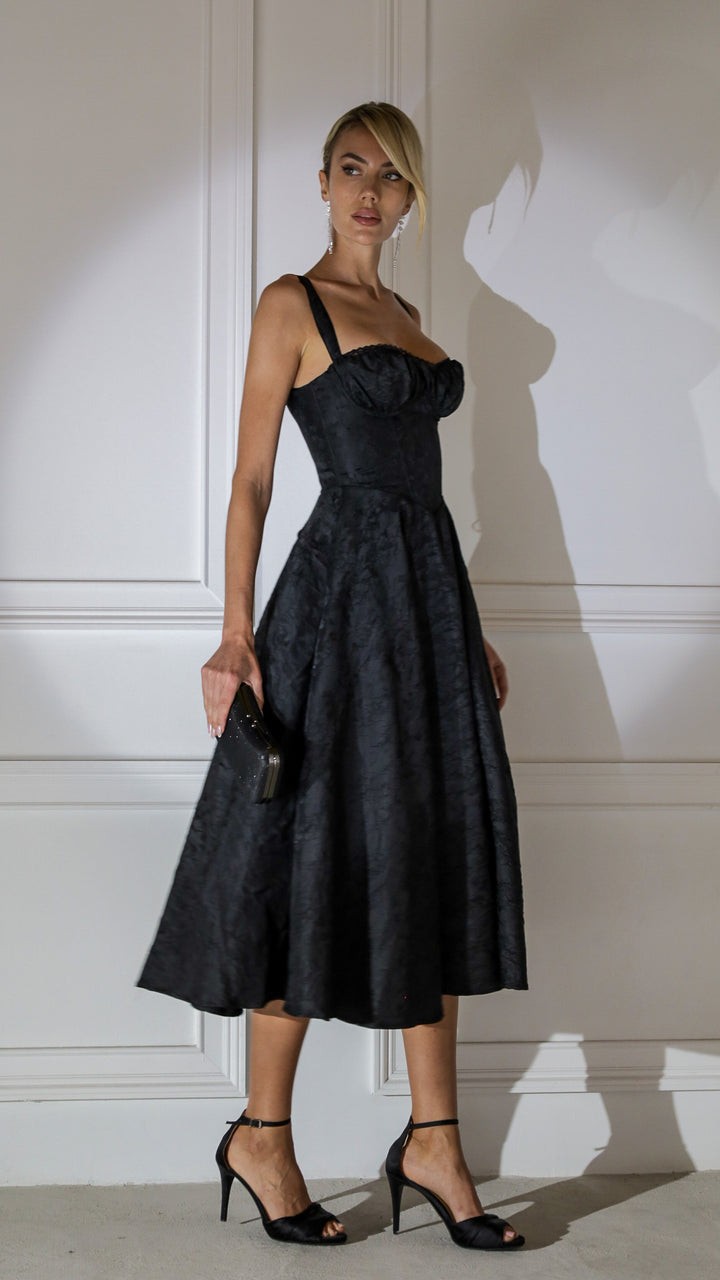 side view image 4 of Maelis Midi Dress