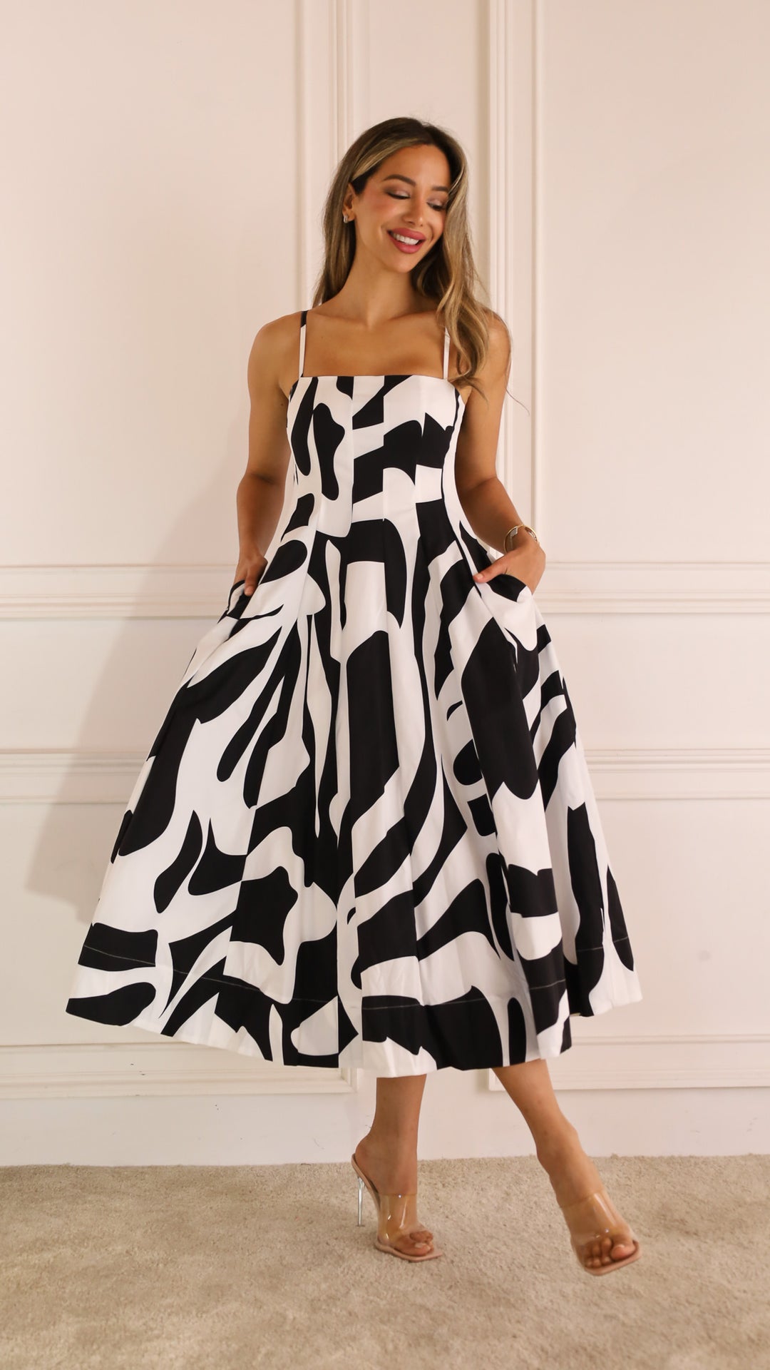 front view image 2 of Grisela Midi Dress