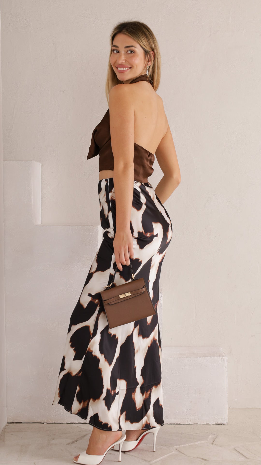 side view image 3 of Brielle Skirt