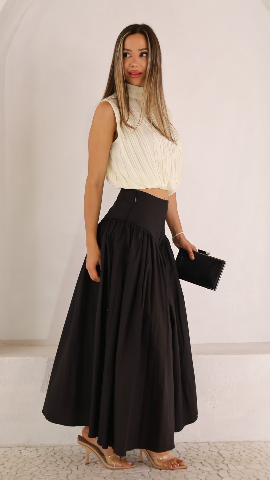 side view image 1 of Sorian Skirt
