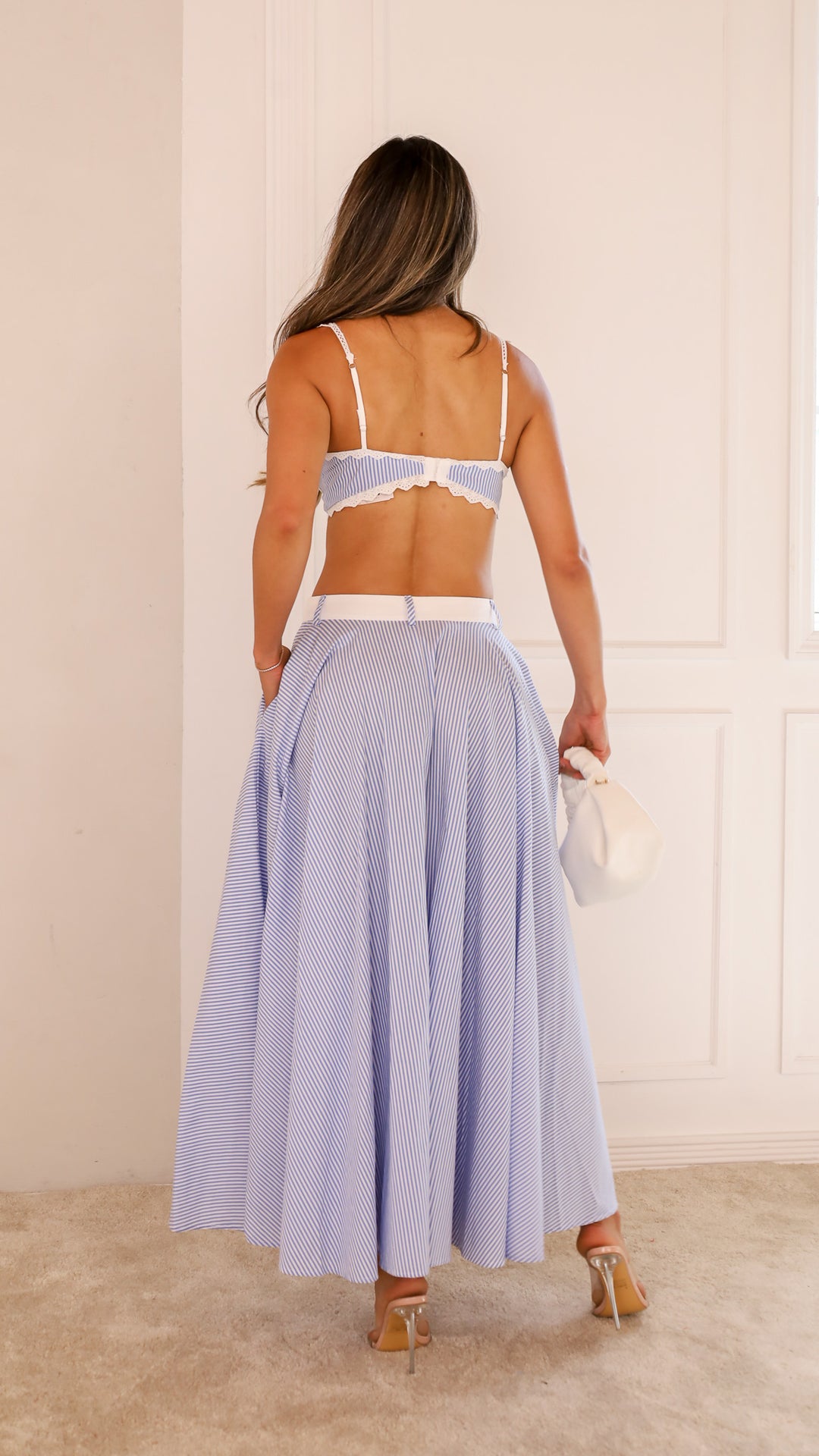 rear view image 1 of Lisandra Set