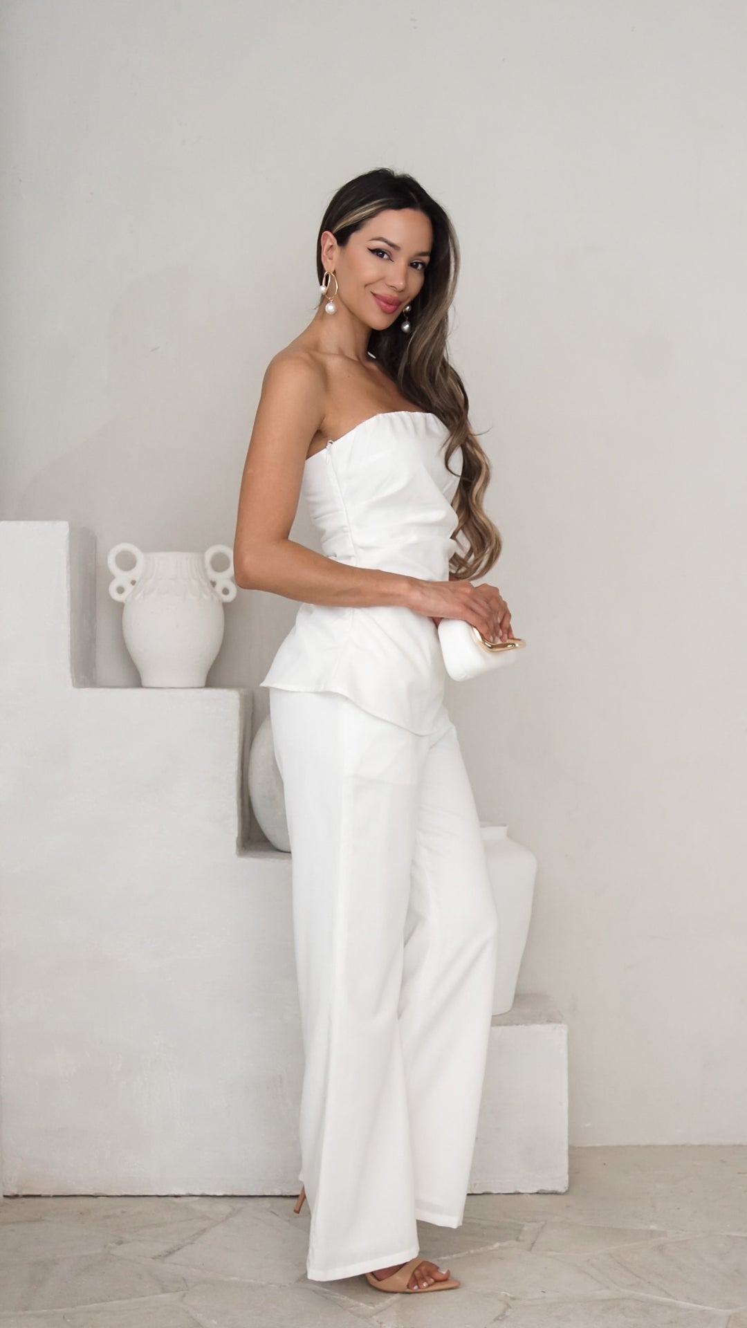 side view image 2 of Faye Set