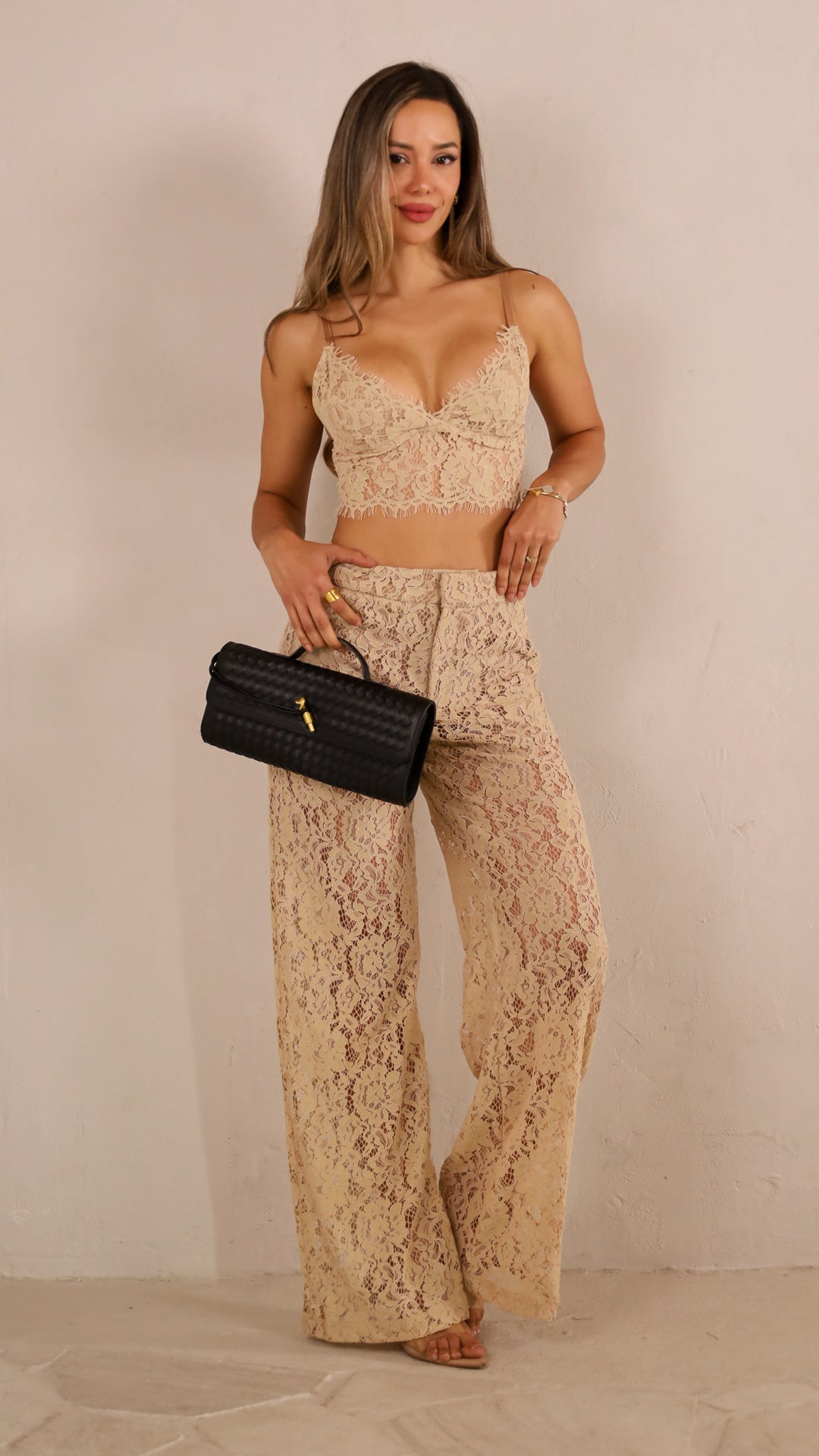 front view image 3 of Collete Set