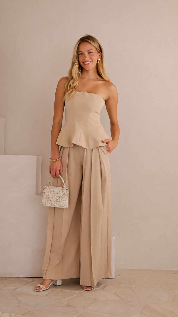 front view image 1 of Warin Top