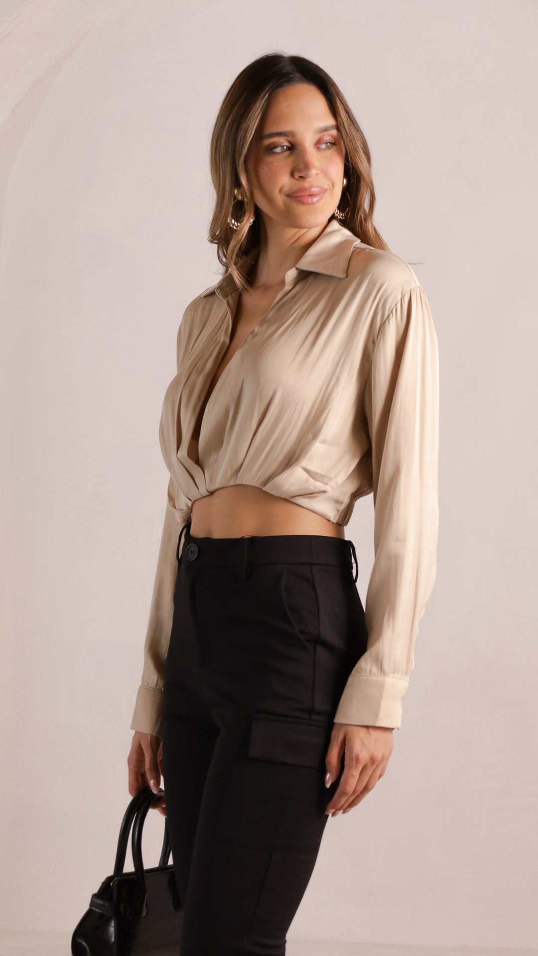 side view image 2 of Rue Top