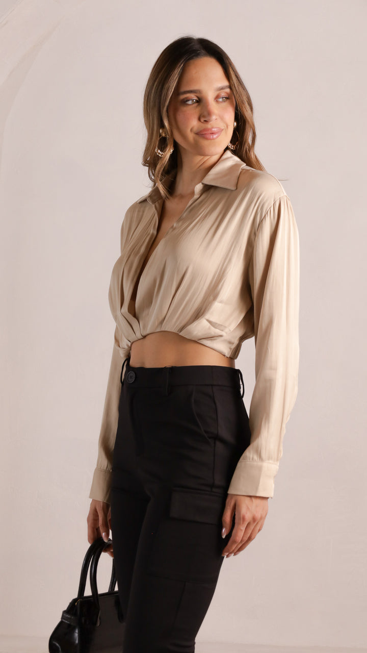 side view image 2 of Rue Top