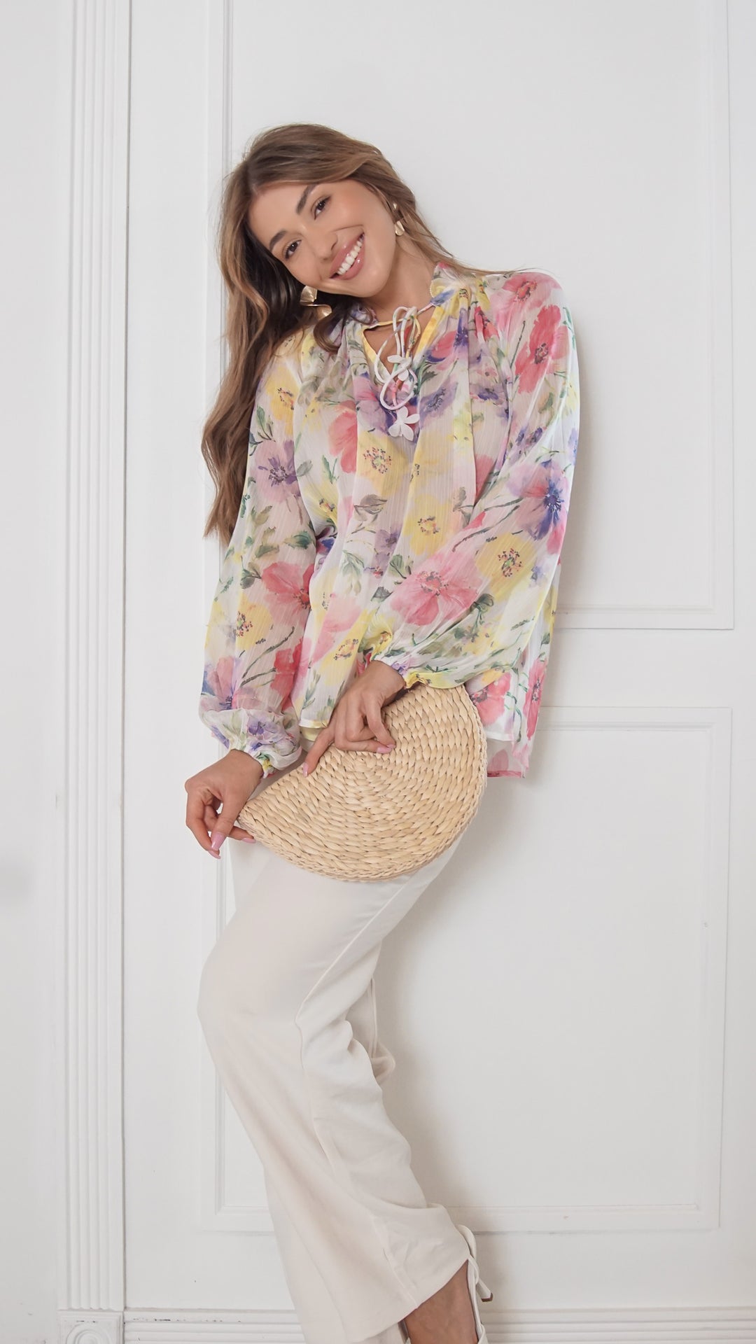 side view image 1 of Lesa Top