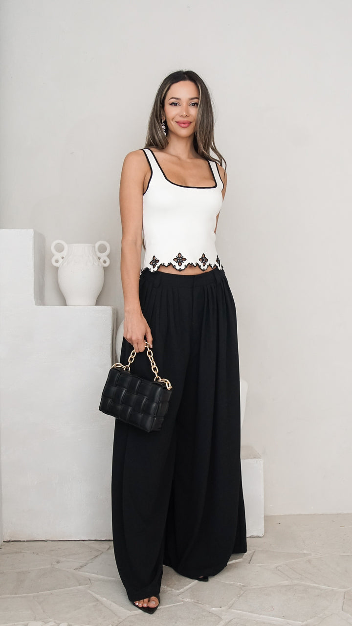side view image 1 of Neslihan Top