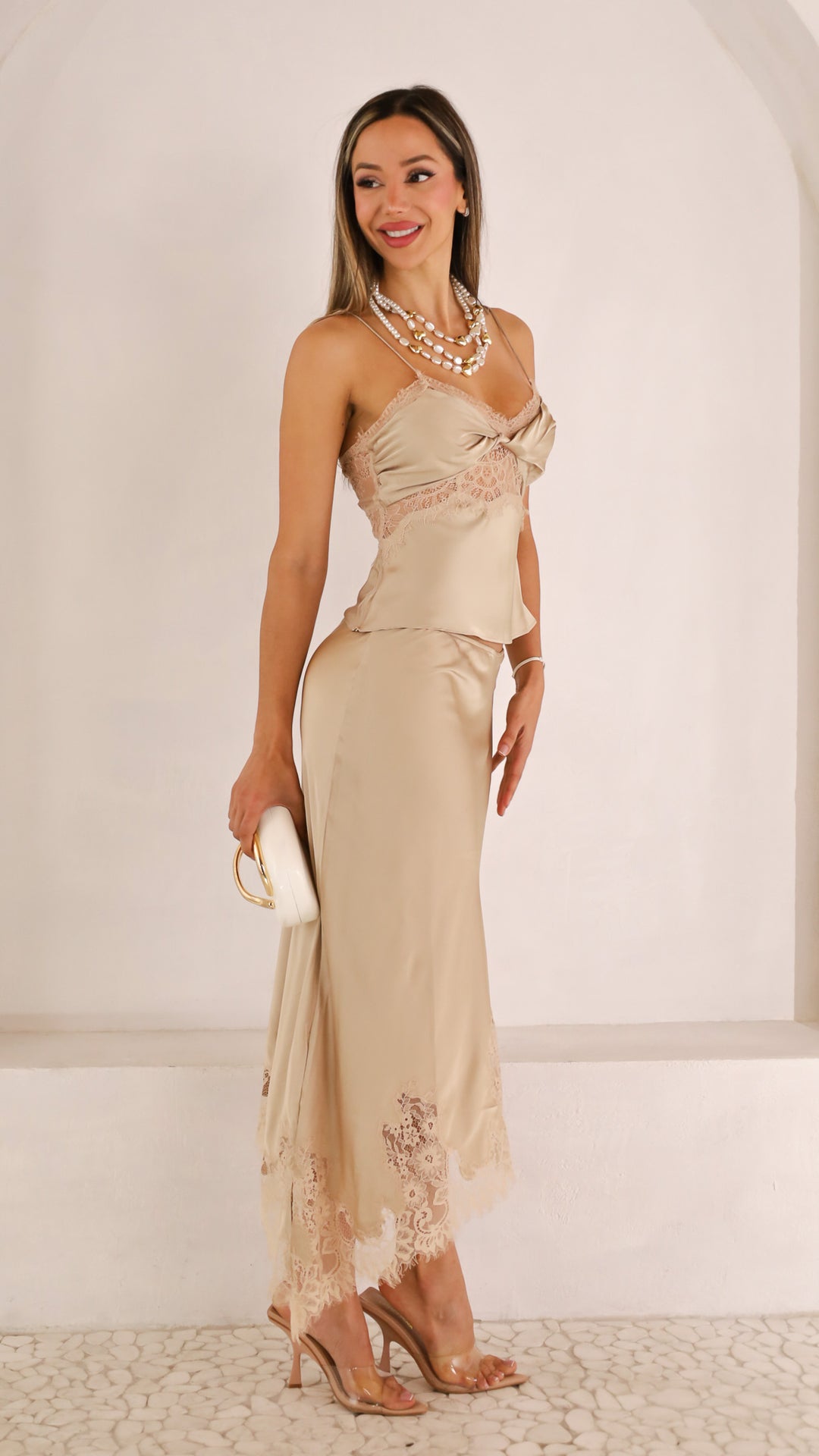 side view image 1 of Iris Top