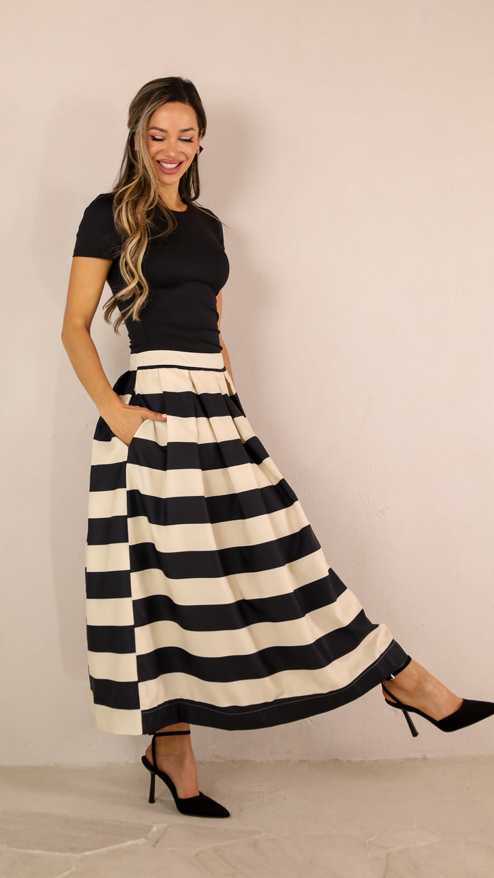 side view image 2 of Jalene Top