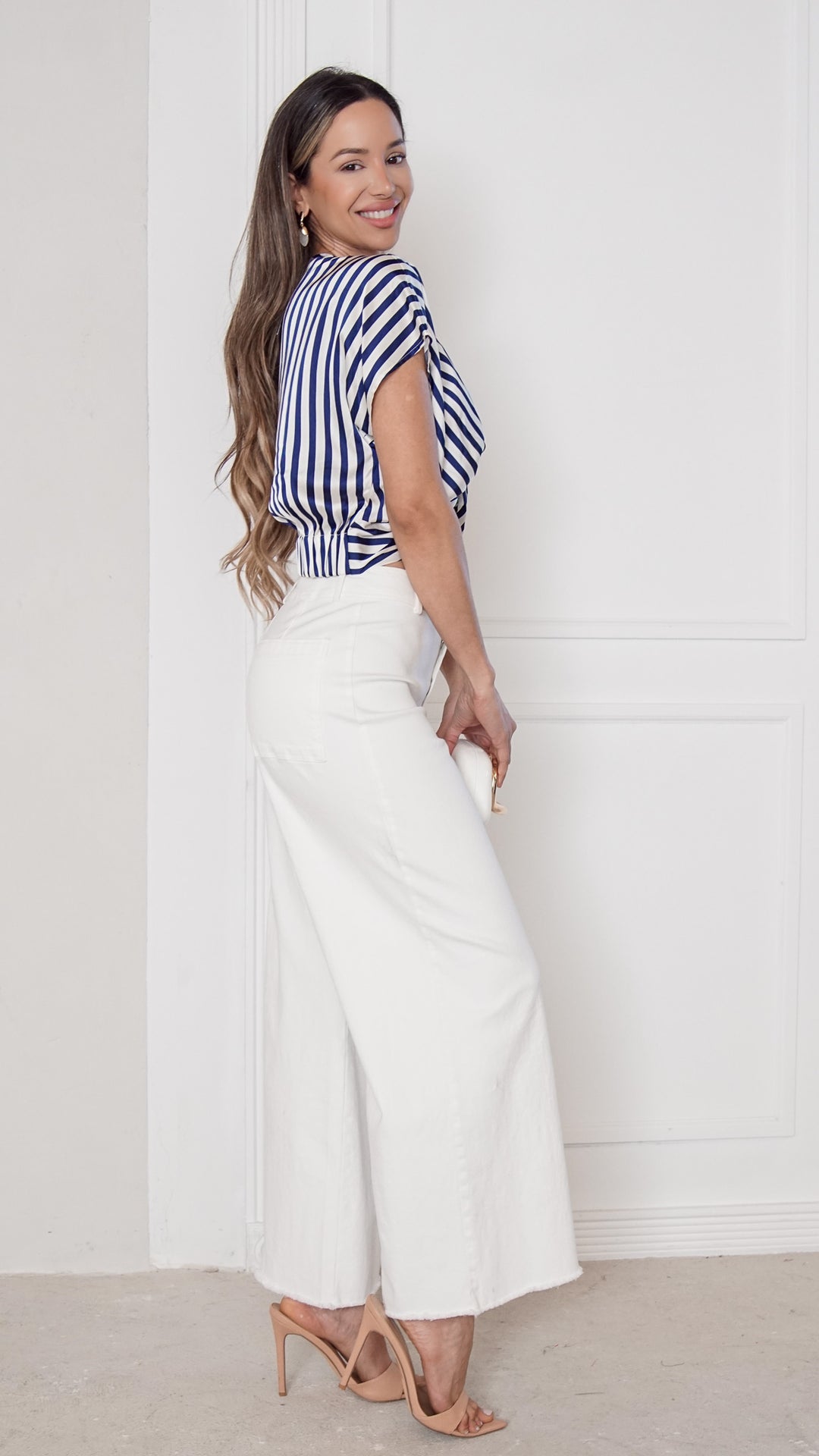 side view image 1 of Mariselle Top
