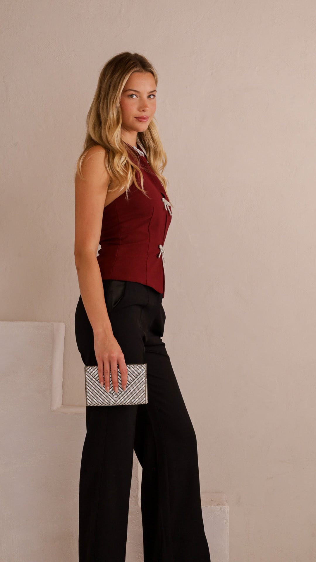 side view image 1 of Amira Top