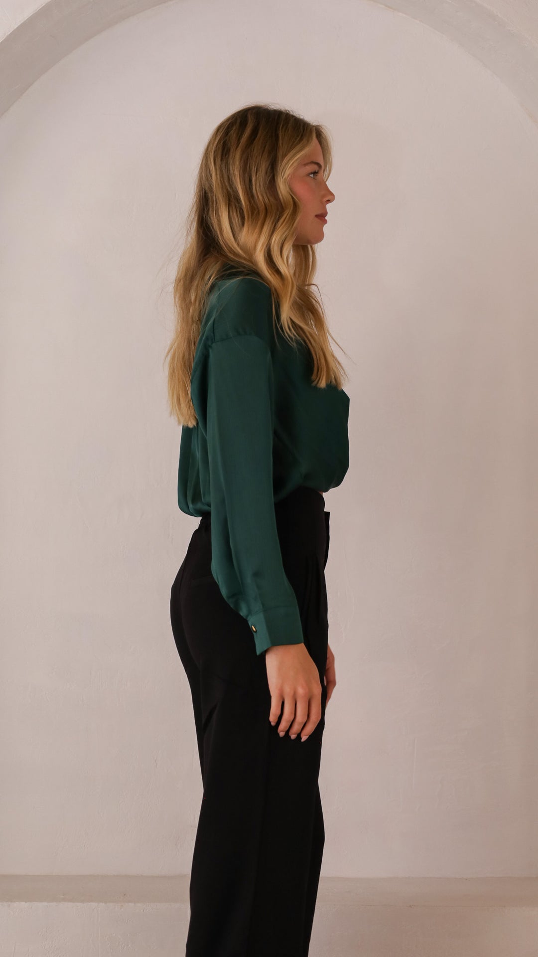 side view image 1 of Lisset Top