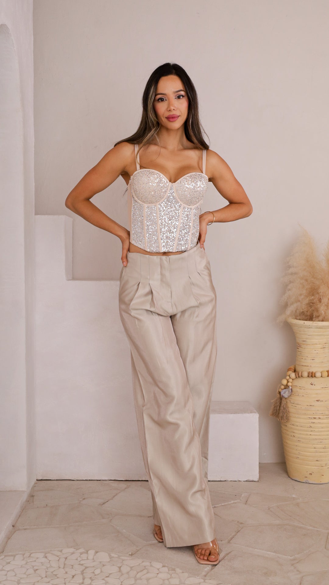 front view image 3 of Reta Top