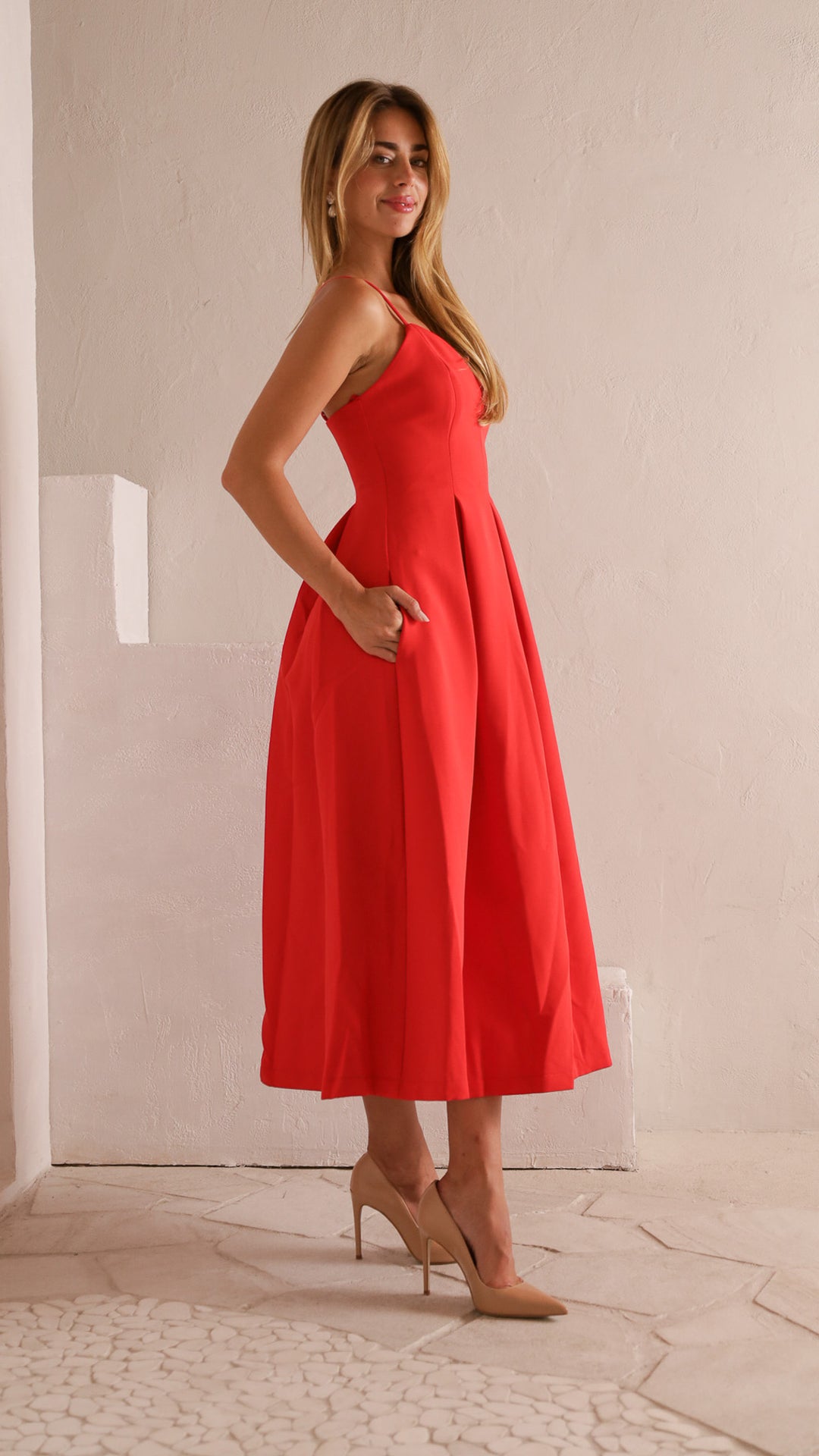 side view image 3 of Isadora Midi Dress