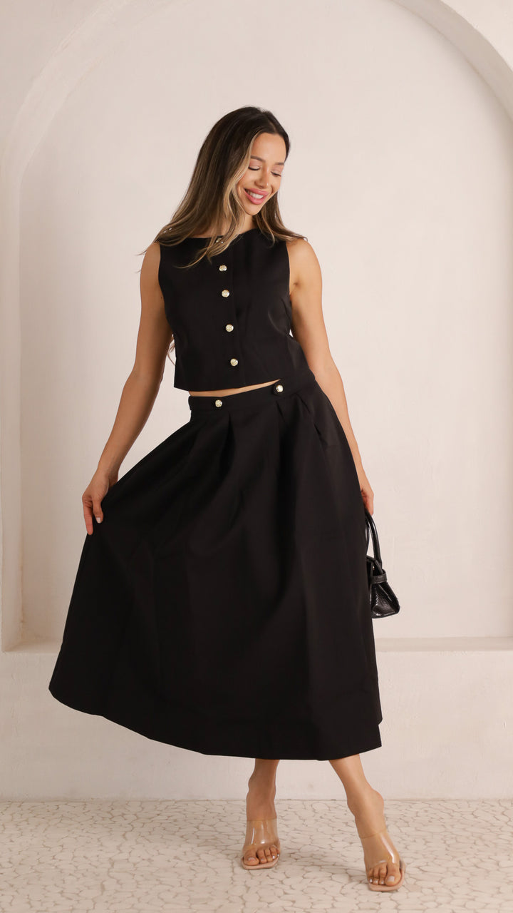 2 image side view_black of Enyel Skirt