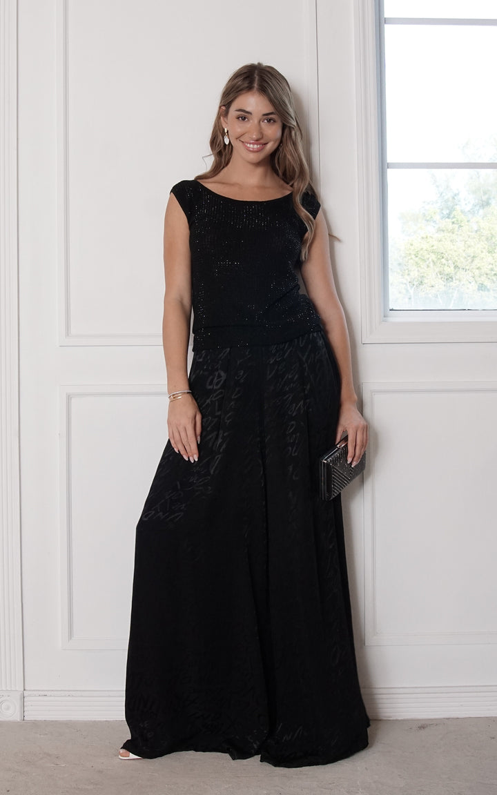 front view image 2 of Endriana Top