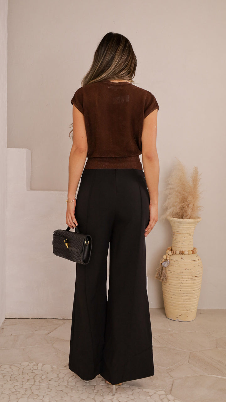 rear view image 2 of Esie Top