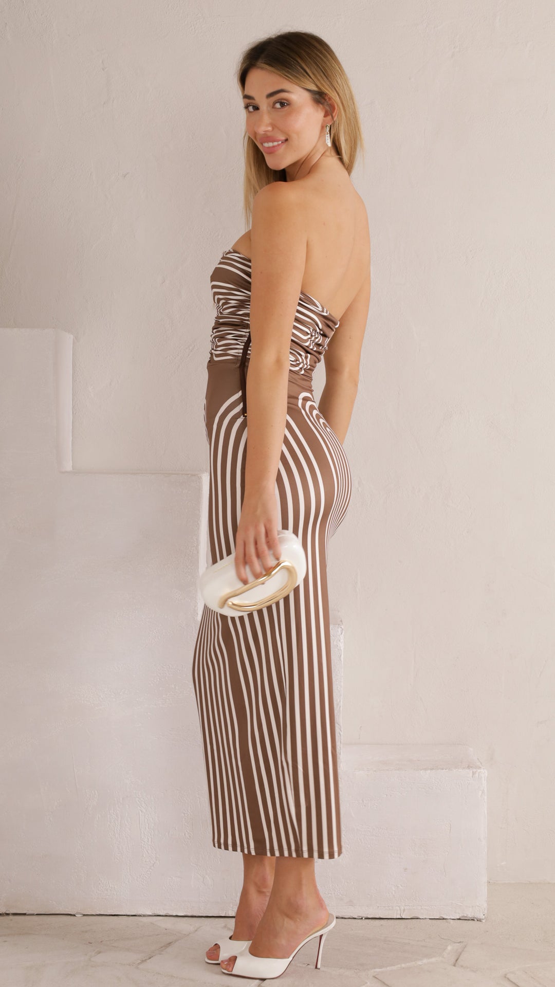 side view image 2 of Taelor Midi Dress