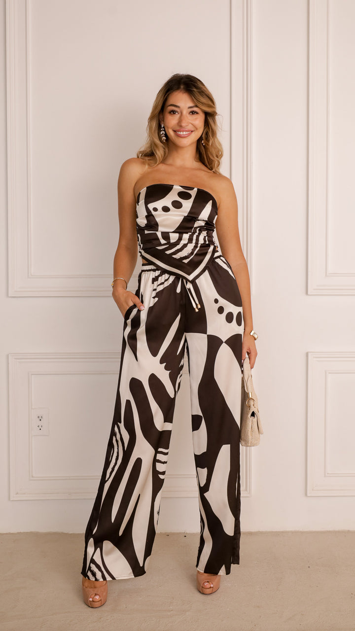 front view image 4 of Taylir Set