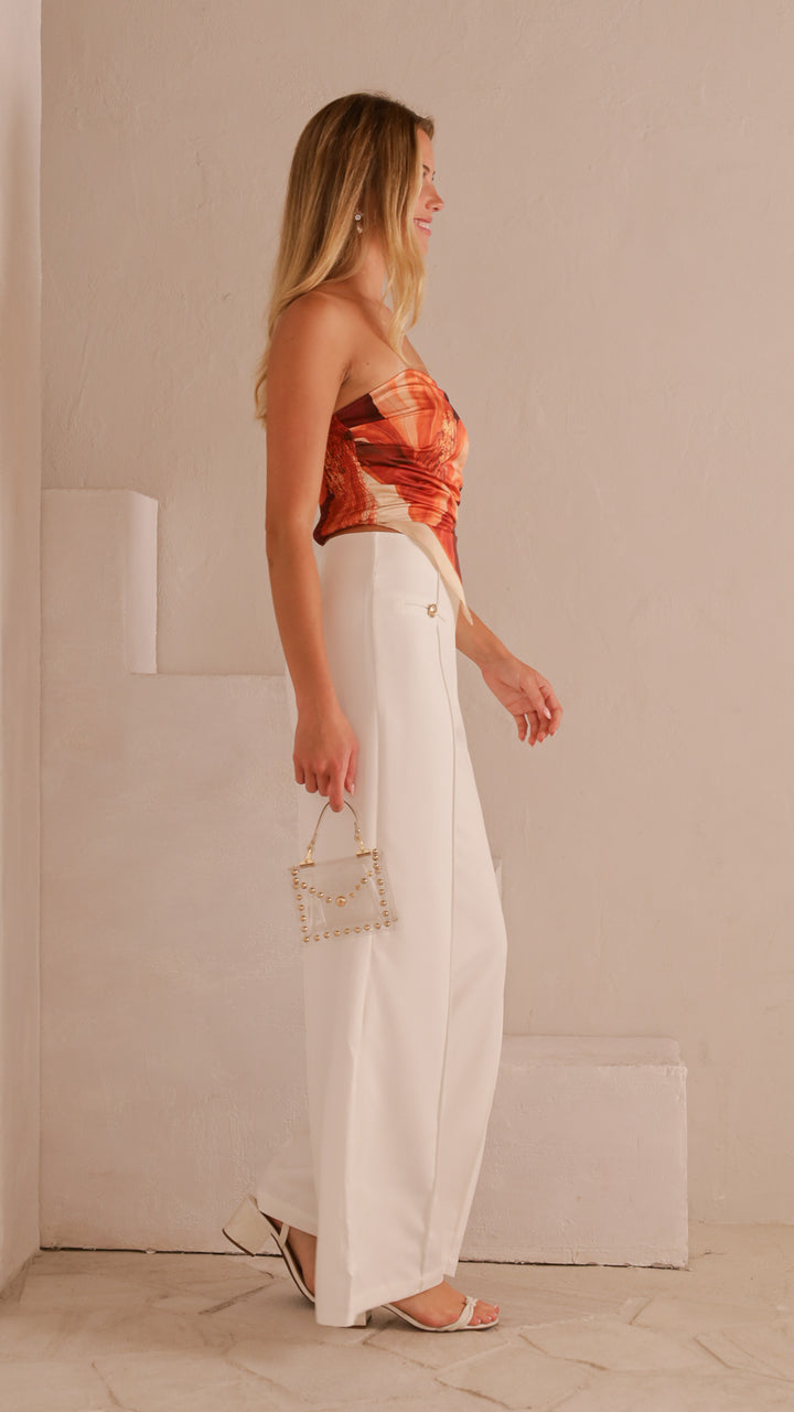 side view image 2 of Regine Top