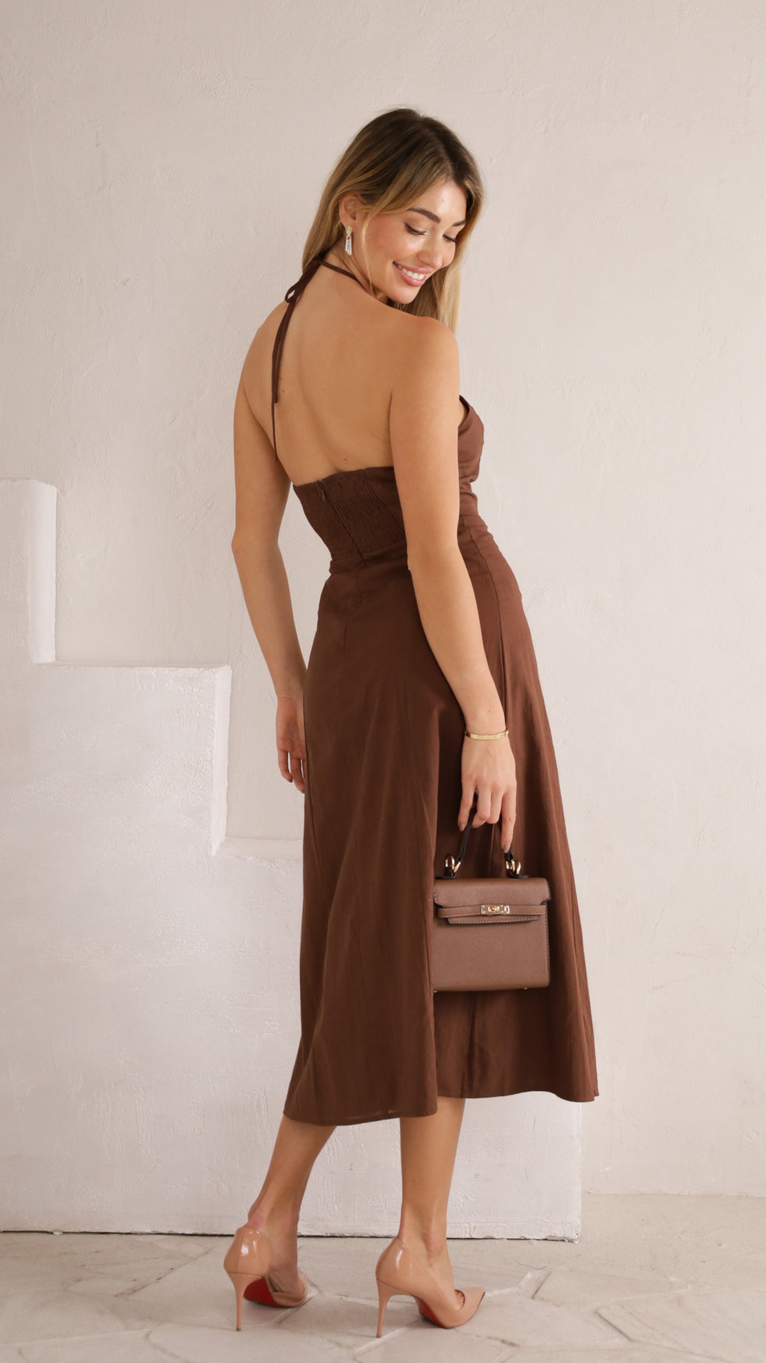 side view image 4 of Amrezi Midi Dress